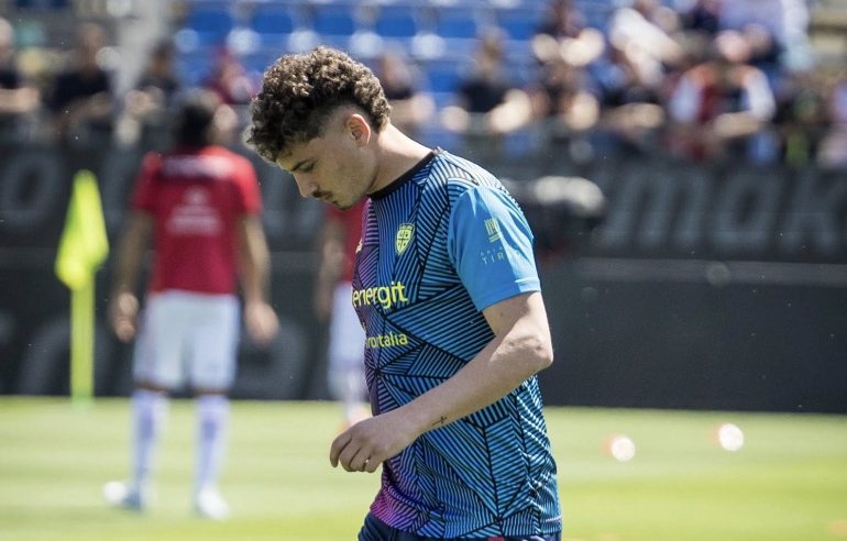 Sebastiano Esposito (Ph. Facebook Cagliari Calcio)